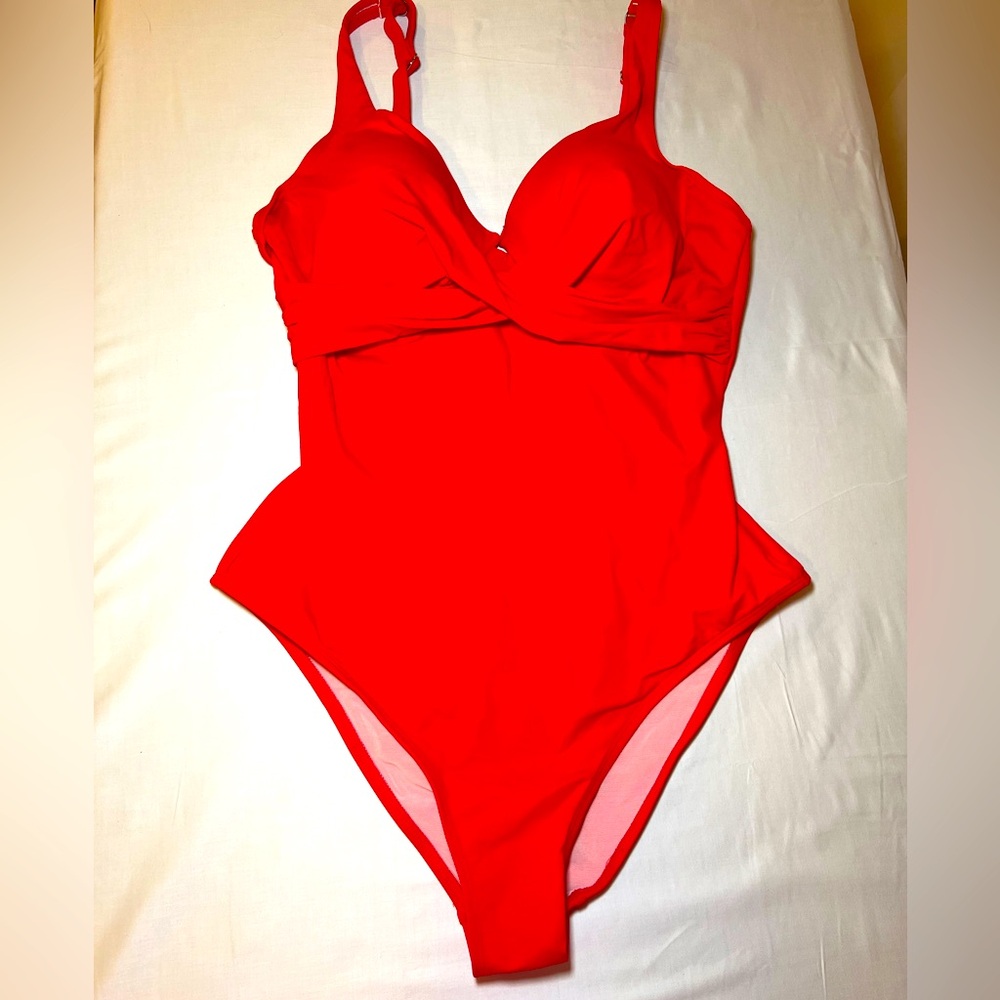 Cupshe red swimsuit NWT